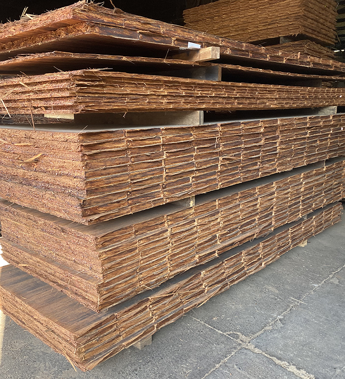 Outdoor Bamboo Plywood Panels: 3800x1250x50mm