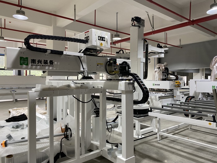robotic gantry transporter